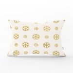 - Rh-Dik-7722-Gorsel1 - Realhomes Renkli Zemin Üzerinde Gold Detaylı Kartanesi Desenli Dikdörtgen Yastık Kırlent Kılıfı Realhomes