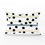 Beyaz Zemin Üzerinde Puantiye Desenli Dijital Baskılı Modern Dikdörtgen Yastık Kırlent Kılıfı Realhomes