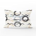 - Rh-Dik-7751-Gorsel1 - Realhomes  Beyaz Zemin Üzerinde Renkli Geometrik Şekilli Dijital Baskılı Modern Dikdörtgen Yastık Kılıfı Realhomes