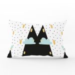 Beyaz Zemin Üzerinde Gold Detaylı Modern Manzara Desenli Dikdörtgen Yastık Kırlent Kılıfı Realhomes