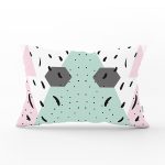 Renkli Zemin Üzerinde Modern Desenli Siyah Puantiyeli Dikdörtgen Yastık Kırlent Kılıfı Realhomes