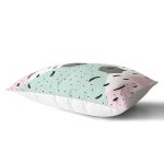 Renkli Zemin Üzerinde Modern Desenli Siyah Puantiyeli Dikdörtgen Yastık Kırlent Kılıfı Realhomes