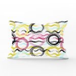 - Rh-Dik-7807-Gorsel1 - Realhomes Beyaz Zemin Üzerinde Renkli Zigzag Desenli Geometrik Desenli Dikdörtgen Yastık Kırlent Kılıfı Realhomes