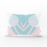 - Rh-Dik-7819-Gorsel1 - Realhomes Beyaz Zemin Üzerinde Renkli Soyut Desenli Dikdörtgen Yastık Kırlent Kılıfı Realhomes