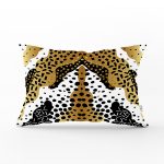 Beyaz Zemin Üzerinde Gold Detaylı Modern Desenli Modern Dikdörtgen Yastık Kırlent Kılıfı Realhomes