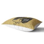 - Rh-Dik-7840-Gorsel2 - Realhomes Gold Zemin Üzerinde Modern Desen İşlemeli Eldiven Modern Dikdörtgen Yastık Kırlent Kılıfı Realhomes