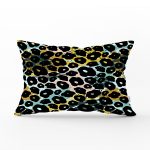 - Rh-Dik-7891-Gorsel1 - Realhomes Pastel Zemin Üzerinde Siyah Geometrik Desenli Dijital Baskılı Modern Dikdörtgen Yastık Kılıfı Realhomes