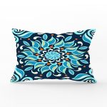 - Rh-Dik-7934-Gorsel1 - Realhomes Renkli Zemin Üzerinde Çini Desenli Dijital Baskılı Modern Dikdörtgen Yastık Kırlent Kılıfı Realhomes