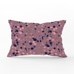 - Rh-Dik-7951-Gorsel1 - Realhomes Renkli Zemin Üzerinde Pastel Renkli Puantiye Desenli Dikdörtgen Yastık Kırlent Kılıfı Realhomes