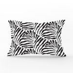 Beyaz Zemin Üzerinde Soyut Siyah Renkli Yaprak Motifli Dikdörtgen Yastık Kırlent Kılıfı Realhomes