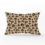 - Rh-Dik-7999-Gorsel1 - Realhomes Pastel Zemin Üzerinde Gold Detaylı Geometrik Desenli Dikdörtgen Yastık Kırlent Kılıfı Realhomes