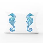 Beyaz Zemin Üzerinde Renkli Deniz Kestanesi Desenli Dikdörtgen Yastık Kırlent Kılıfı Realhomes