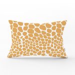 - Rh-Dik-8043-Gorsel1 - Realhomes Beyaz Zemin Üzerinde Pastel Renkli Geometrik Desenli Dikdörtgen Yastık Kırlent Kılıfı Realhomes