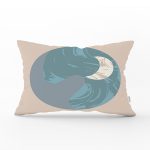 - Rh-Dik-8170-Gorsel1 - Realhomes Pastel Zemin Üzerinde Antik Desenli Dijital Baskılı Modern Dikdörtgen Yastık Kırlent Kılıfı Realhomes