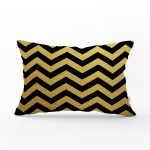 Gold Zemin Üzerinde Siyah Geometrik Zigzag Desenli Modern Dikdörtgen Yastık Kırlent Kılıfı Realhomes