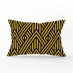 - Rh-Dik-8203-Gorsel1 - Realhomes Gold Zeminli Siyah Geometrik Desenli Dijital Baskılı Modern Dikdörtgen Yastık Kırlent Kılıfı Realhomes