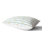 - Rh-Dik-8225-Gorsel2 - Realhomes Beyaz Zemin Üzerinde Renkli Çizgili Gold Detaylı Modern Dikdörtgen Yastık Kırlent Kılıfı Realhomes