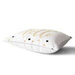 - Rh-Dik-8246-Gorsel2 - Realhomes Beyaz Zemin Üzerinde Gold Detaylı Hello Yazılı Modern Dikdörtgen Yastık Kırlent Kılıfı Realhomes