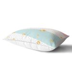 - Rh-Dik-8266-Gorsel2 - Realhomes Beyaz Zemin Üzerinde Gold Detaylı Geometrik Desenli Dikdörtgen Yastık Kırlent Kılıfı Realhomes