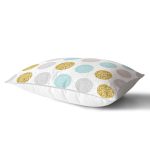 - Rh-Dik-8284-Gorsel2 - Realhomes Beyaz Zemin Üzerinde Gold Detaylı Renkli Puantiye Desenli Dikdörtgen Yastık Kırlent Kılıfı Realhomes