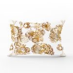 Beyaz Zemin Üzerinde Gold Detaylı Yaprak Desenli Modern Dikdörtgen Yastık Kırlent Kılıfı Realhomes