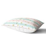 - Rh-Dik-8300-Gorsel2 - Realhomes Beyaz Zemin Üzerinde Renkli Yatay Çizgili Gold Detaylı Kartanesi Dikdörtgen Yastık Kılıfı Realhomes