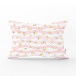 - Rh-Dik-8319-Gorsel1 - Realhomes Beyaz Zemin Üzerinde Gold Detaylı Kalp Desenli Modern Dikdörtgen Yastık Kırlent Kılıfı Realhomes