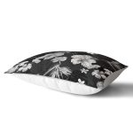 - Rh-Dik-8417-Gorsel2 - Realhomes Siyah Zeminli Beyaz Çiçek Desenli Dijital Baskılı Modern Dikdörtgen Yastık Kırlent Kılıfı Realhomes