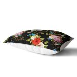 - Rh-Dik-8426-Gorsel2 - Realhomes Siyah Zemin Üzerinde Çiçek Desenli Kuş Figurlu Modern Dikdörtgen Yastık Kırlent Kılıfı Realhomes