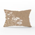 - Rh-Dik-8429-Gorsel1 - Realhomes Rengarenk Zemin Üzerinde Beyaz Çiçek Desenli Dikdörtgen Yastık Kırlent Kılıfı Realhomes