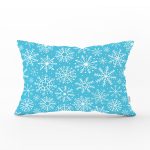 - Rh-Dik-8476-Gorsel1 - Realhomes Mavi Zeminli Beyaz Kartanesi Desenli Dijital Baskılı Modern Dikdörtgen Yastık Kırlent Kılıfı Realhomes