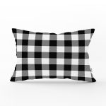 - Rh-Dik-8522-Gorsel1 - Realhomes Beyaz Zeminli Siyah Ekose Desenli Dijital Baskılı Modern Dikdörtgen Yastık Kırlent Kılıfı Realhomes