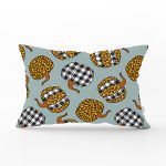 - Rh-Dik-8638-Gorsel1 - Realhomes Pastel Zeminli Ekoseli Balkabağı Dijital Baskılı Modern Dikdörtgen Yastık Kırlent Kılıfı Realhomes