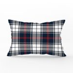 Beyaz Zemin Üzerinde Renkli Ekose Desenli Dikdörtgen Yastık Kırlent Kılıfı Realhomes