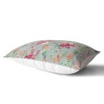 Pastel Zeminli Yılbaşı Çorabı Desenli Dijital Baskılı Modern Dikdörtgen Yastık Kırlent Kılıfı Realhomes