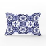 Beyaz Zemin Üzerinde Çini Desenli Dijital Baskılı Modern Dikdörtgen Yastık Kırlent Kılıfı Realhomes