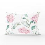 - Rh-Dik-8928-Gorsel1 - Realhomes Beyaz Zeminli Yeşil Yapraklı Ortanca Çiçek Dijital Baskılı Modern Dikdörtgen Kırlent Kılıfı Realhomes