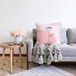 Pastel Renkli Onedraw Gül Resimli Dijital Baskılı Modern Raşel Kadife Yastık Kırlent Kılıfı Realhomes