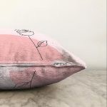 Pastel Renkli Onedraw Gül Resimli Dijital Baskılı Modern Raşel Kadife Yastık Kırlent Kılıfı Realhomes
