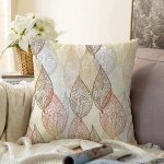 - Sonil-K-7107-Gorsel1 - Realhomes  Beyaz Zemınli Soft Renkli Yapraklı Dijital Baskılı Modern Raşel Kadife Yastık Kırlent Kılıfı Realhomes