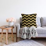 - Sonil-K-7114-Gorsel2 - Realhomes  Siyah Zeminde Gold Kalp Desenli Dijital Baskılı Modern Raşel Kadife Yastık Kırlent Kılıfı Realhomes