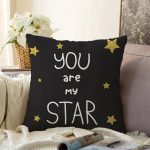 - Sonil-K-7120-Gorsel1 - Realhomes  Gold Zeminde Kucuk Siyah Kalp Desenli Dijital Baskılı Modern Raşel Kadife Yastık Kırlent Kılıfı Realhomes