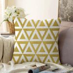 Gold Zeminde Gold Ucgen Detaylı Dijital Baskılı Modern Raşel Kadife Yastık Kırlent Kılıfı Realhomes