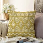 - Sonil-K-7126-Gorsel1 - Realhomes Gold Zeminde Beyaz Bohem Çizimli Dijital Baskılı Modern Raşel Kadife Yastık Kırlent Kılıfı Realhomes