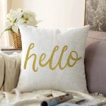 - Sonil-K-7127-Gorsel1 - Realhomes  Beyaz Zeminde Gold Hello Yazılı Dijital Baskılı Modern Raşel Kadife Yastık Kırlent Kılıfı Realhomes