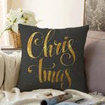 - Sonil-K-7148-Gorsel1 - Realhomes  Siyah Zeminde Gold Renkli Christmas Yazılı Dijital Baskılı Modern Raşel Kadife Kırlent Kılıfı Realhomes