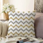 - Sonil-K-7156-Gorsel1 - Realhomes  Beyaz Zeminde Gold Ve Siyah Çizgili Dijital Baskılı Modern Raşel Kadife Yastık Kırlent Kılıfı Realhomes