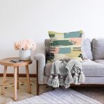 - Sonil-K-7246-Gorsel2 - Realhomes Renkli Zemin Üzerinde Soft Çizimli Dijital Baskılı Modern Raşel Kadife Yastık Kırlent Kılıfı Realhomes