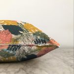 Pudra Zeminde Renkli Yaprak Desenli Dijital Baskılı Modern Raşel Kadife Yastık Kırlent Kılıfı Realhomes