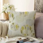 - Sonil-K-7284-Gorsel1 - Realhomes  Renkli Zemin Üzerinde Yaprak Motifli Dijital Baskılı Modern Raşel Kadife Yastık Kırlent Kılıfı Realhomes